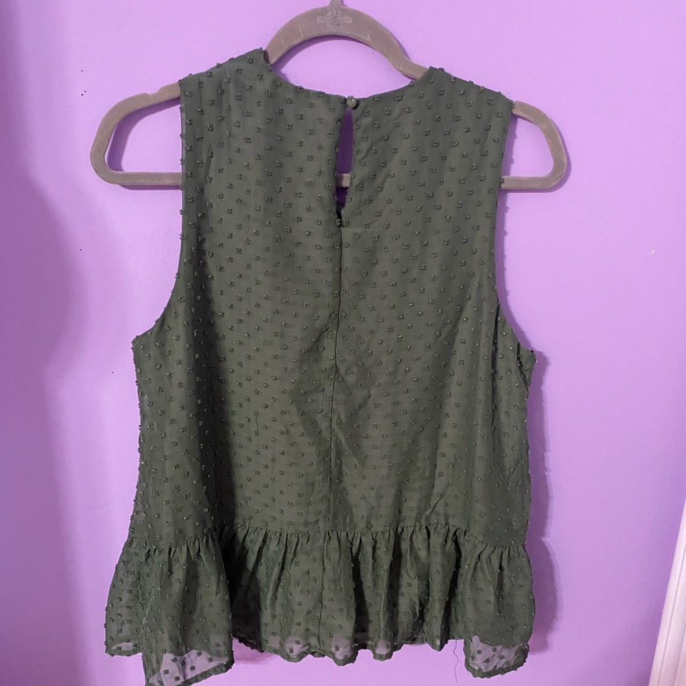Francesca’s Green Ruffle Embroidered Top - Picture 2 of 4